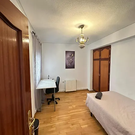Habitaciones Comodas En La Mejor Zona De Granada Exterior photo