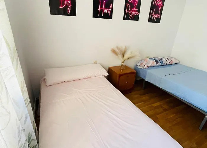 Habitaciones Comodas En La Mejor Zona De Granada